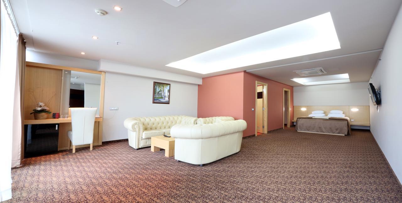 Hotel Zenica Zimmer foto