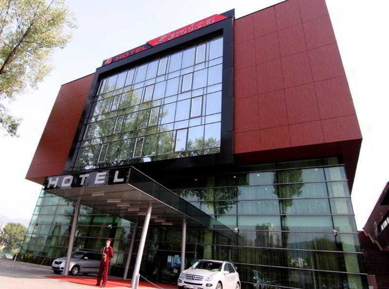 Hotel Zenica Exterior foto